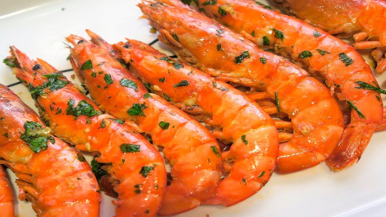 Langostinos o gambas a la plancha con ajo y perejil
