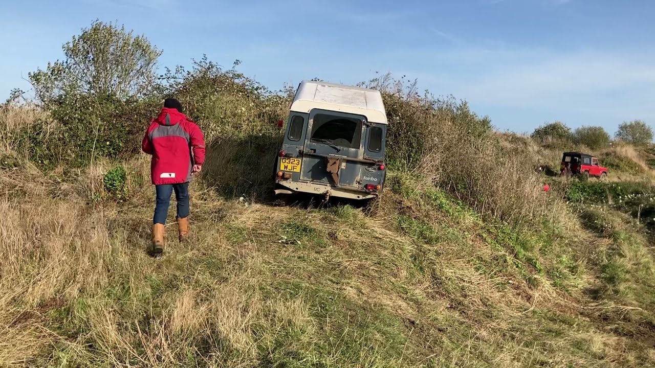 Land Rover Defender, Series 1 and 3, a Lightweight / Range Rover hybrid and a Discovery 1 in a RTVT.