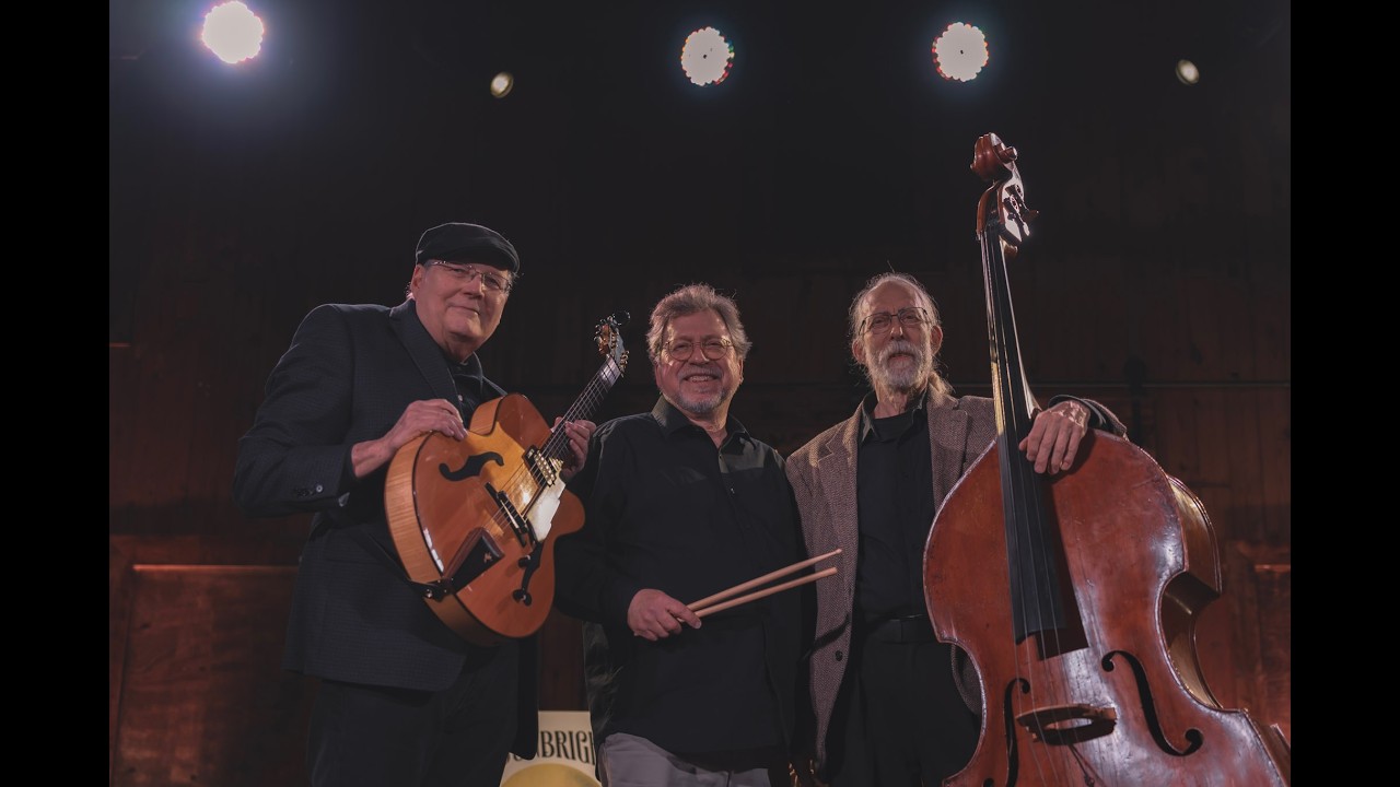 Introducing... Moonbright Jazz  - Live for You