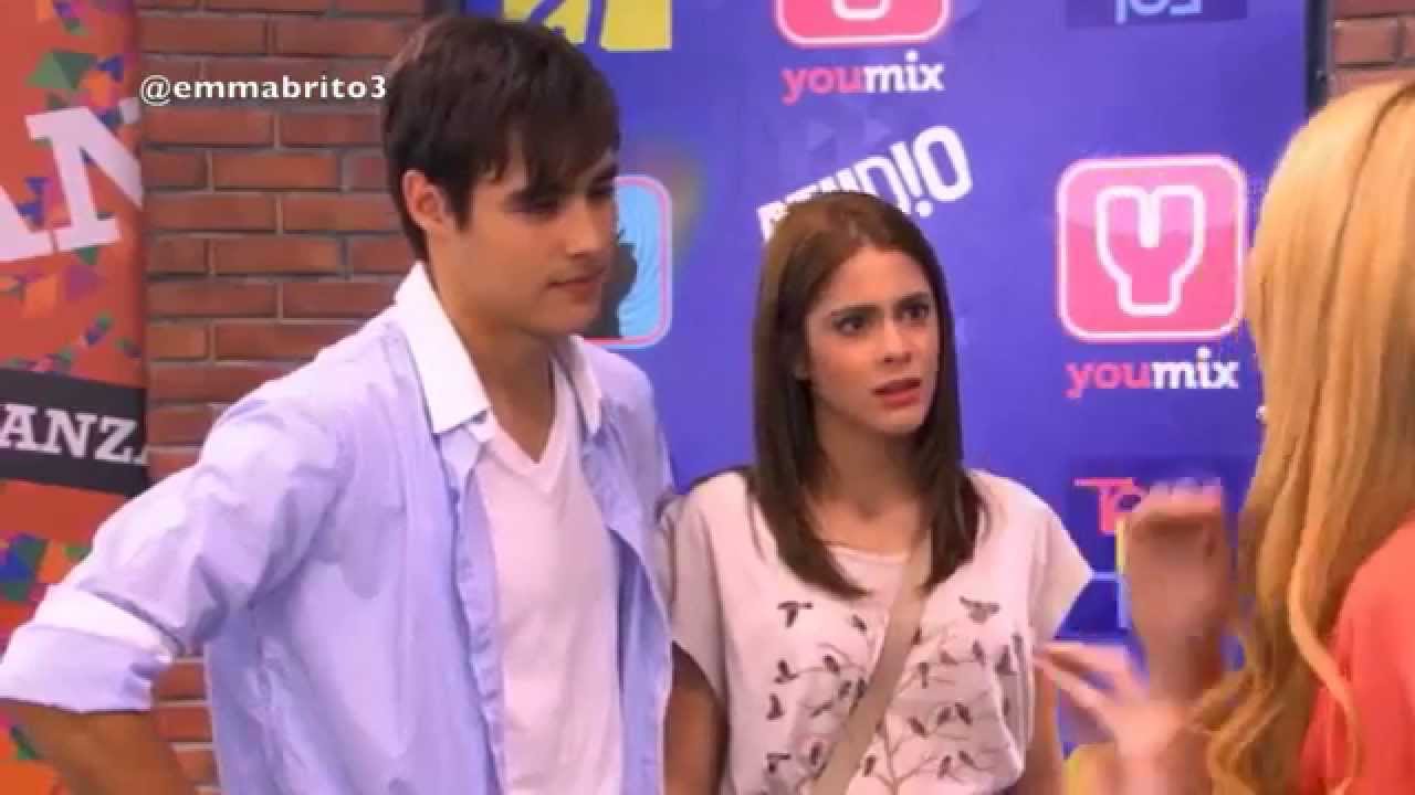 Violetta 1 - Ludmila le dice a Violetta que es una miedosa (01x57)