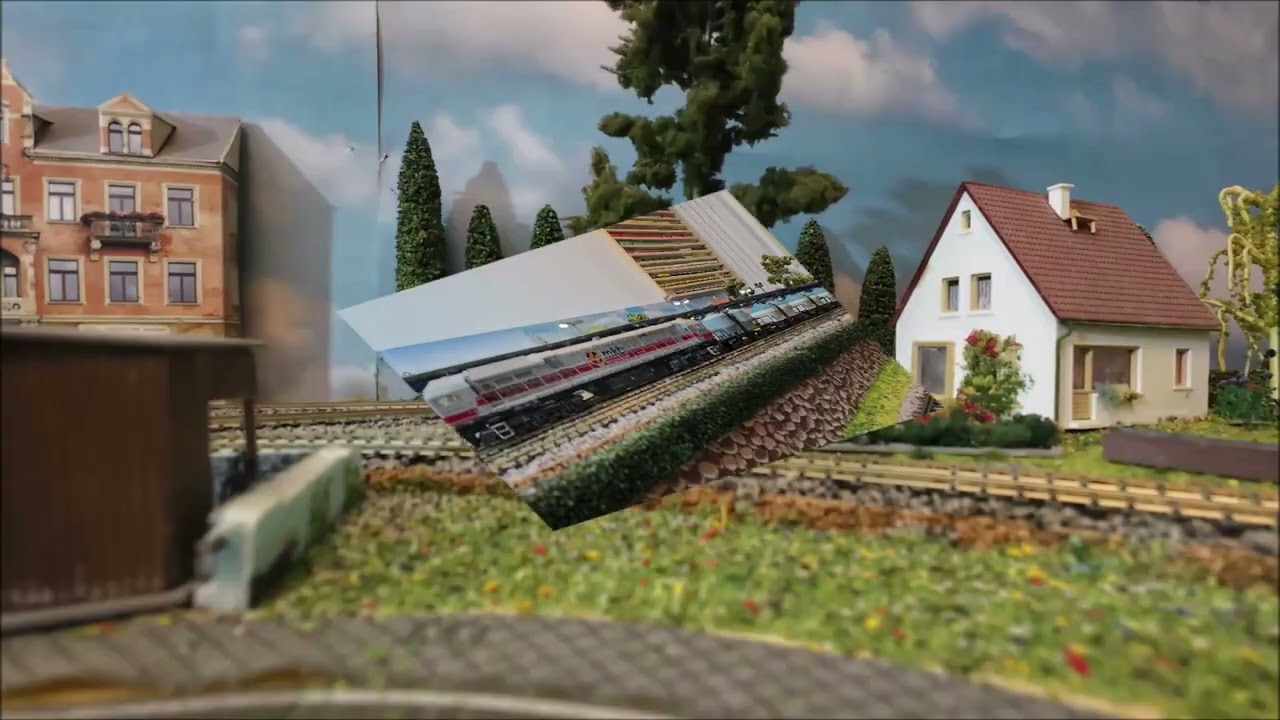 BR 218 mit Silberling