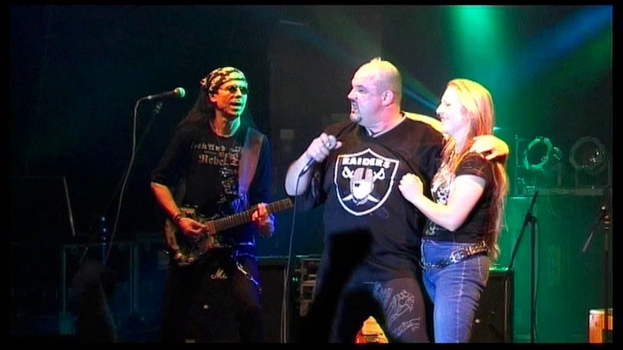 14.Budějcká Rockparty 2008 Sarah 09 Vlaky