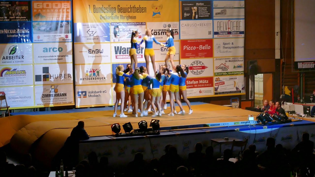 SV Germania Obrigheim gegen AC Germania St Ilgen Cheerleader Show Bundesliga Gewichtheben 2015-10-17