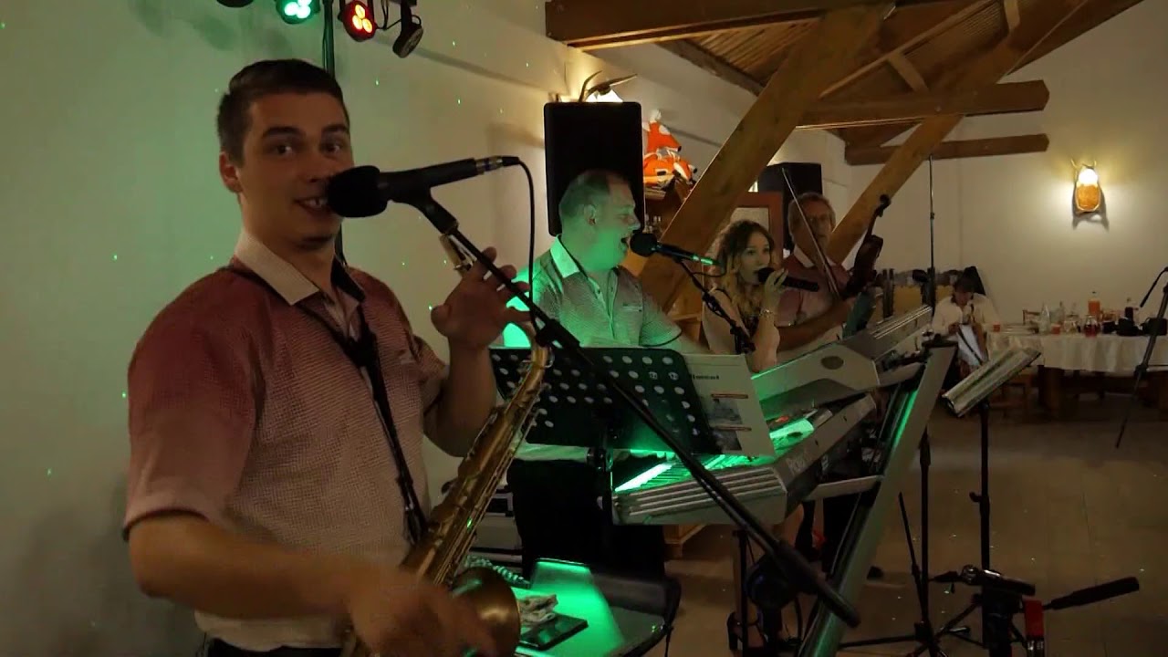 Holdvilág Party Band - 0747 475.903 - László és Adél lakodalma.