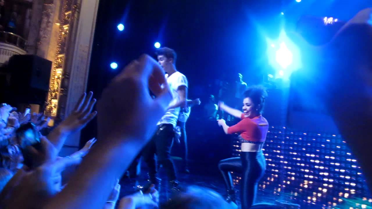 Justin Bieber performing Boyfriend at Apollo Theatre private concert 6/18