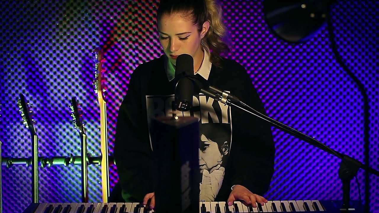 Do I Wanna Know - Arctic Monkeys (Cover by Maya Ciosa)