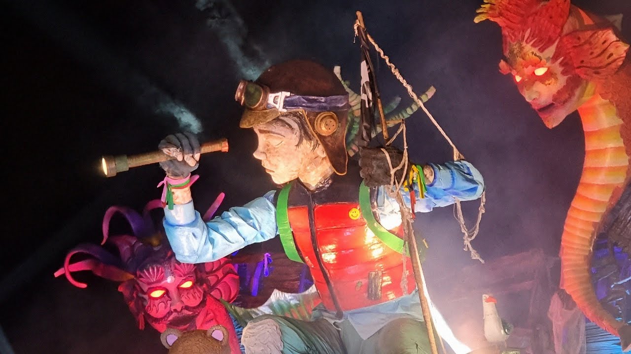 CARNEVALE DI VIAREGGIO 2024, 1 CORSO MASCHERATO