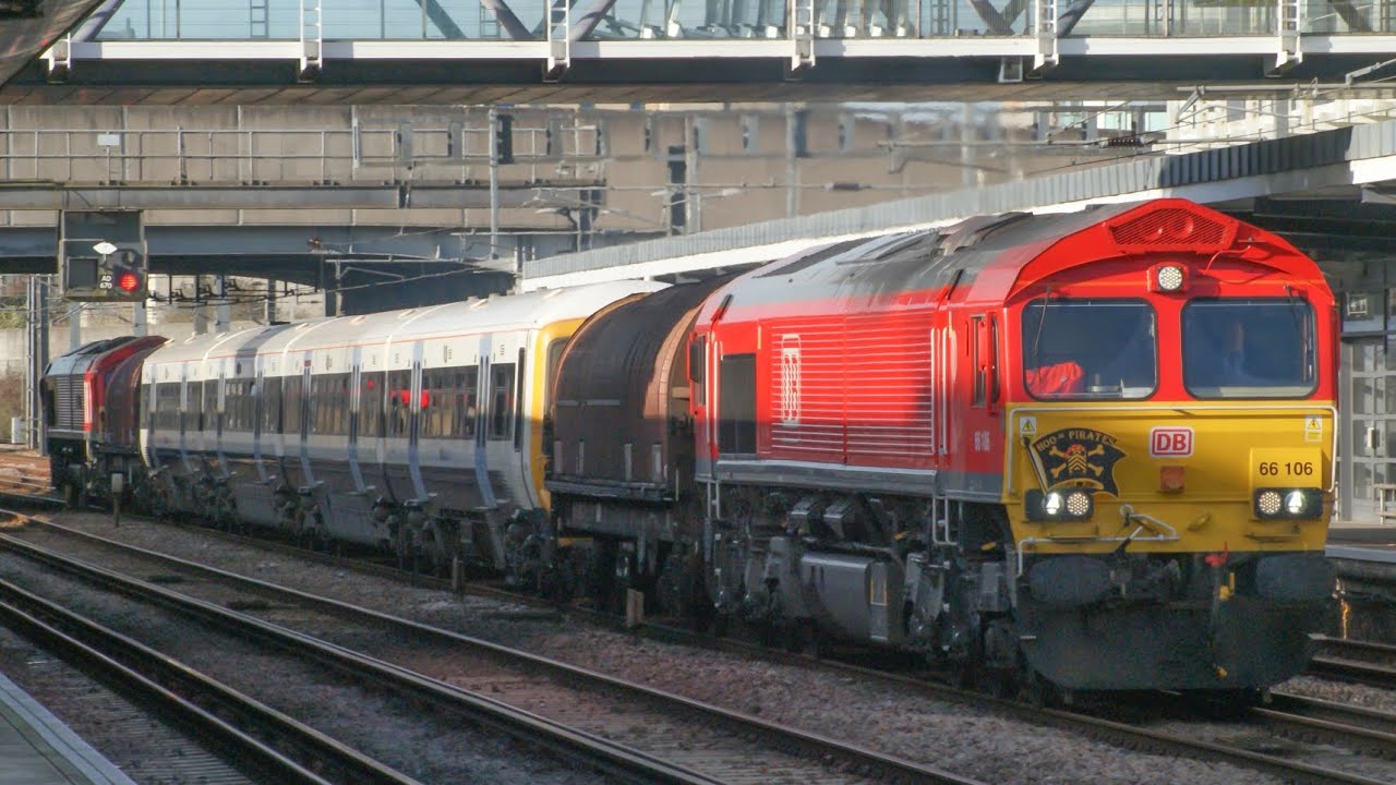 RARE! - DB Class 66106, and 66175 drag Southeastern Class 465169 at Ashford International!
