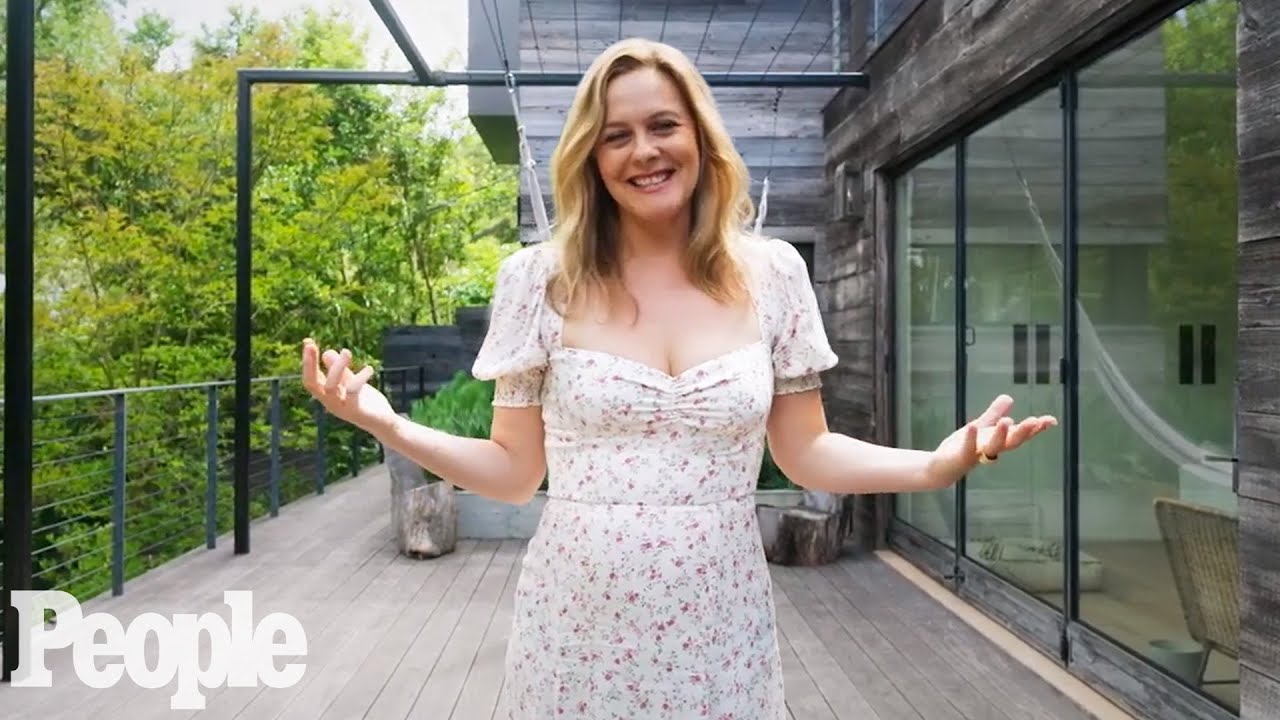 Inside Alicia Silverstone’s Sustainable L.A. Garden | Hollywood At Home | PEOPLE