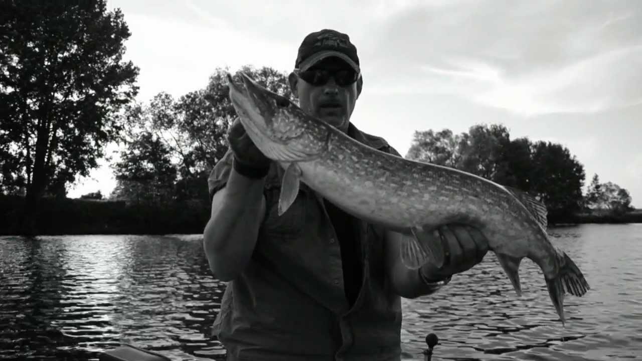 Iron Claw PFS Bucktail Spinner (Dizzy Rubber)