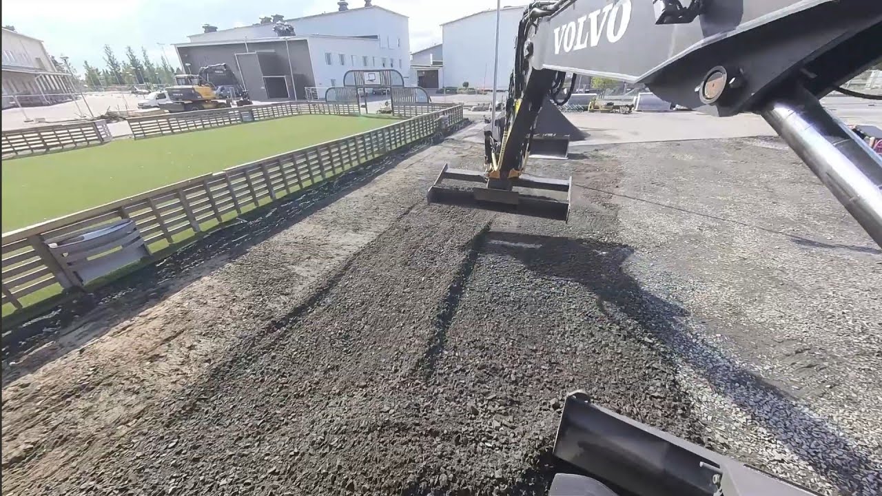 a normal working day 2. normaali työpäivä 2. volvo ewr 150E + engcon + trimble + engcon
