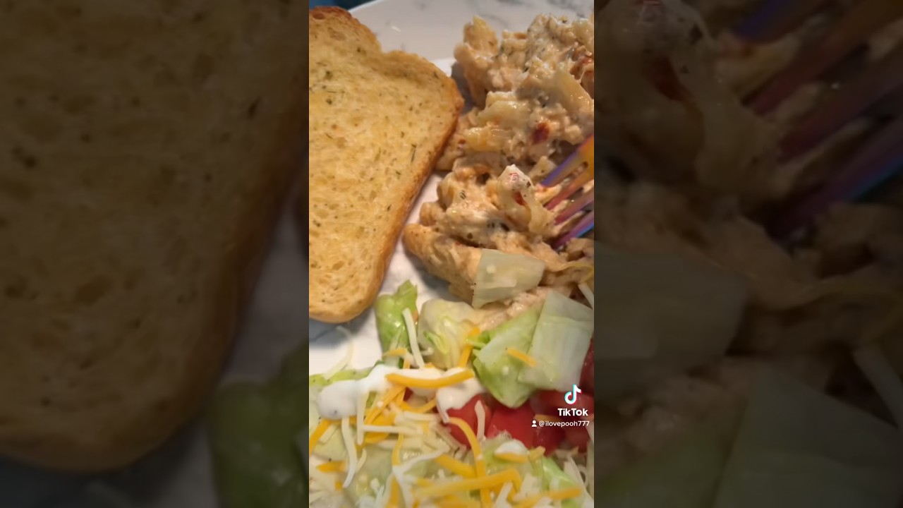 Garlic Chicken Parmesan Pasta 