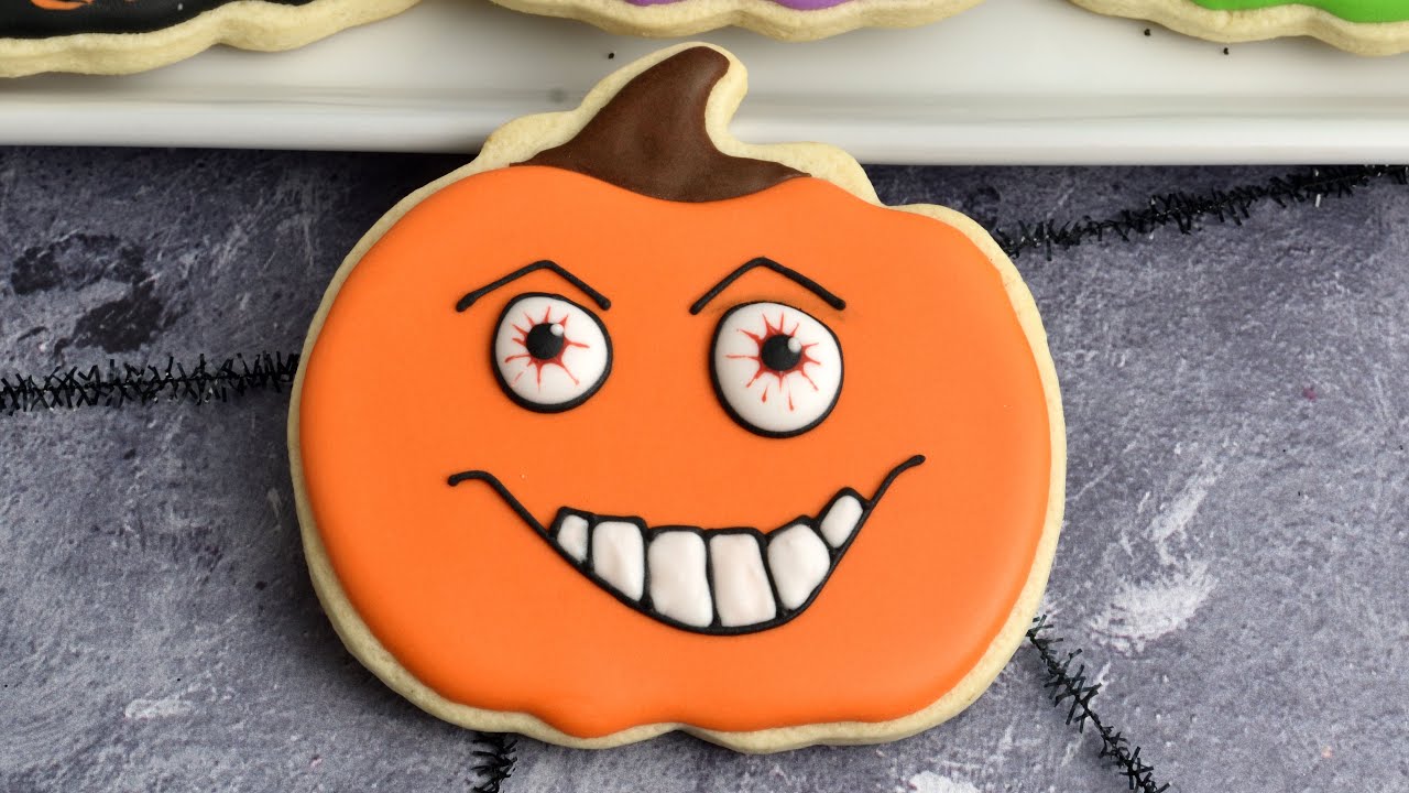 SCARY & JACK O LANTERN HALLOWEEN COOKIES