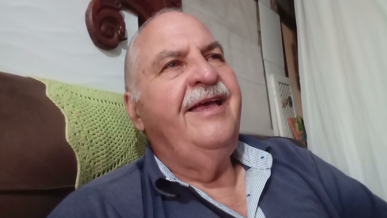 ELE está conosco 