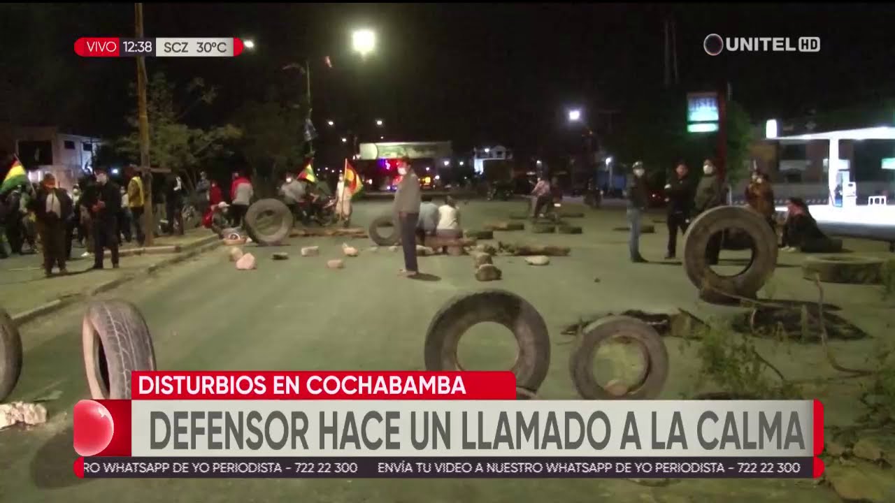 Disturbios en puertas de la UTOP de Cochabamba, 8 personas están detenidas