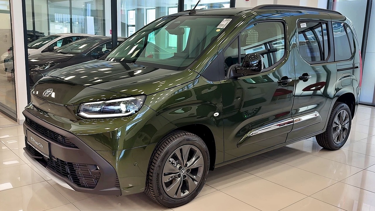 2026 Toyota Proace City - Family Minivan