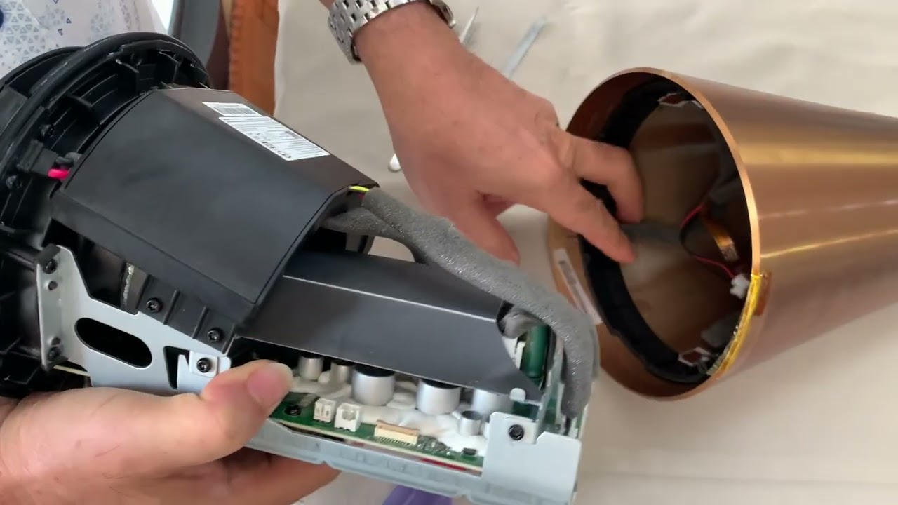 Teardown BeoSound1  B&O speaker  , Bên trong loa Béoound1
