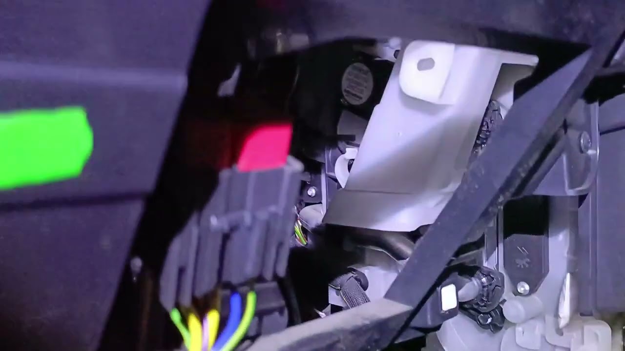 Замена радиатора печки Peugeot Traveller