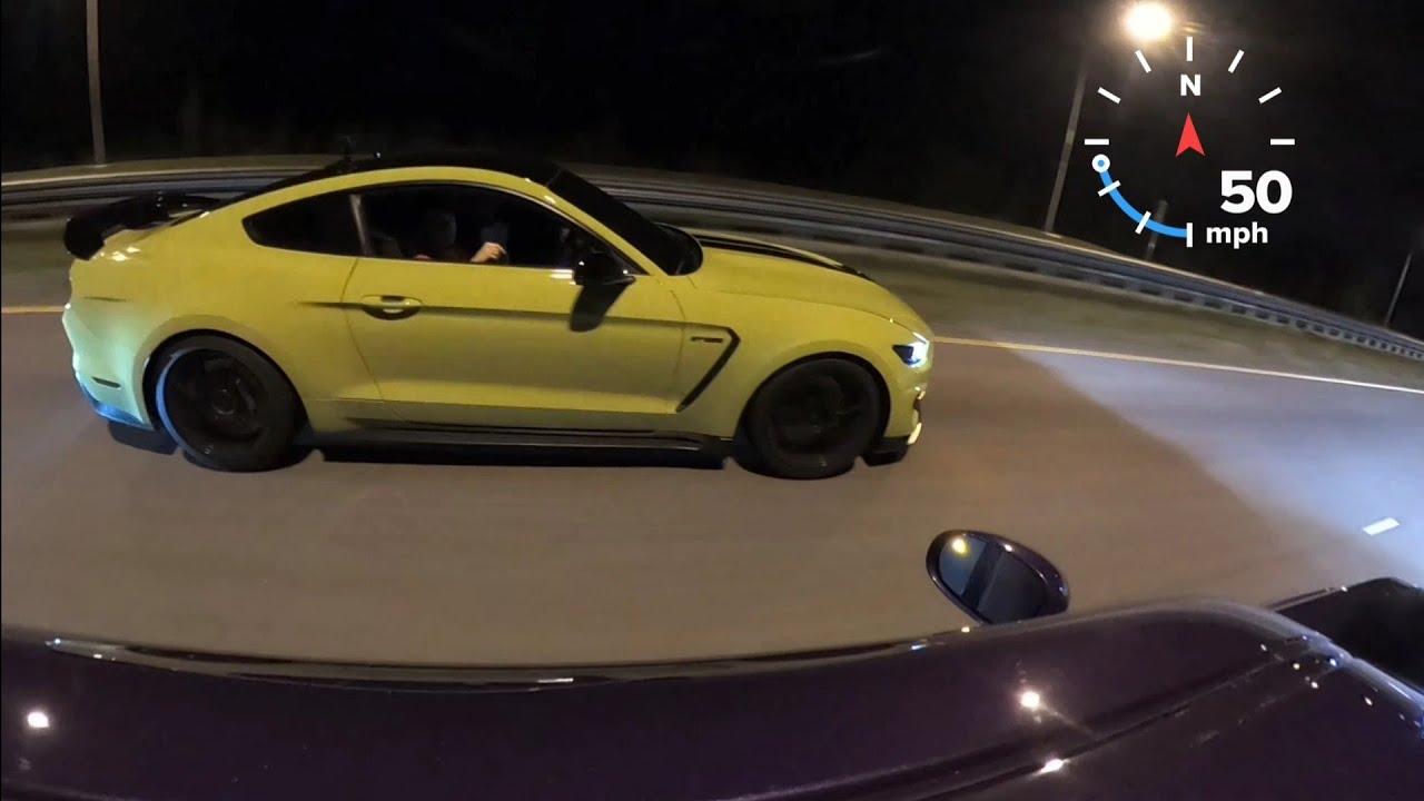 Shelby GT350 Cat Delete E85 vs Dodge Challenger Hellcat Widebody 6 Speed Manual