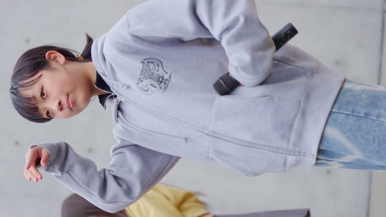 【 縦動画 】 kj-popガールズグループ練習生 - Shiny！ Shiny！ - @渋谷駅前  2024,11,10