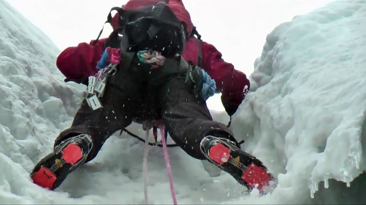 West Coast Mountain Guides   Point 5 Gully, Ben Nevis