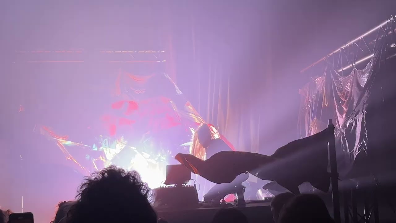 Aïsha Devi - Live in Brussels (2024)