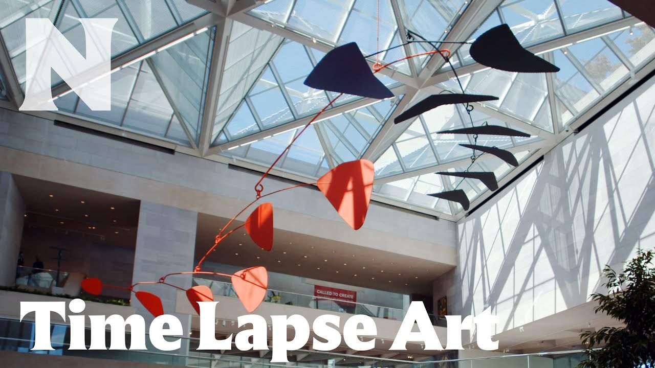 Alexander Calder&rsquo;s &ldquo;Untitled&rdquo; Returns to the Sky in the East Building&rsquo;s Atrium | Time Lapse Art