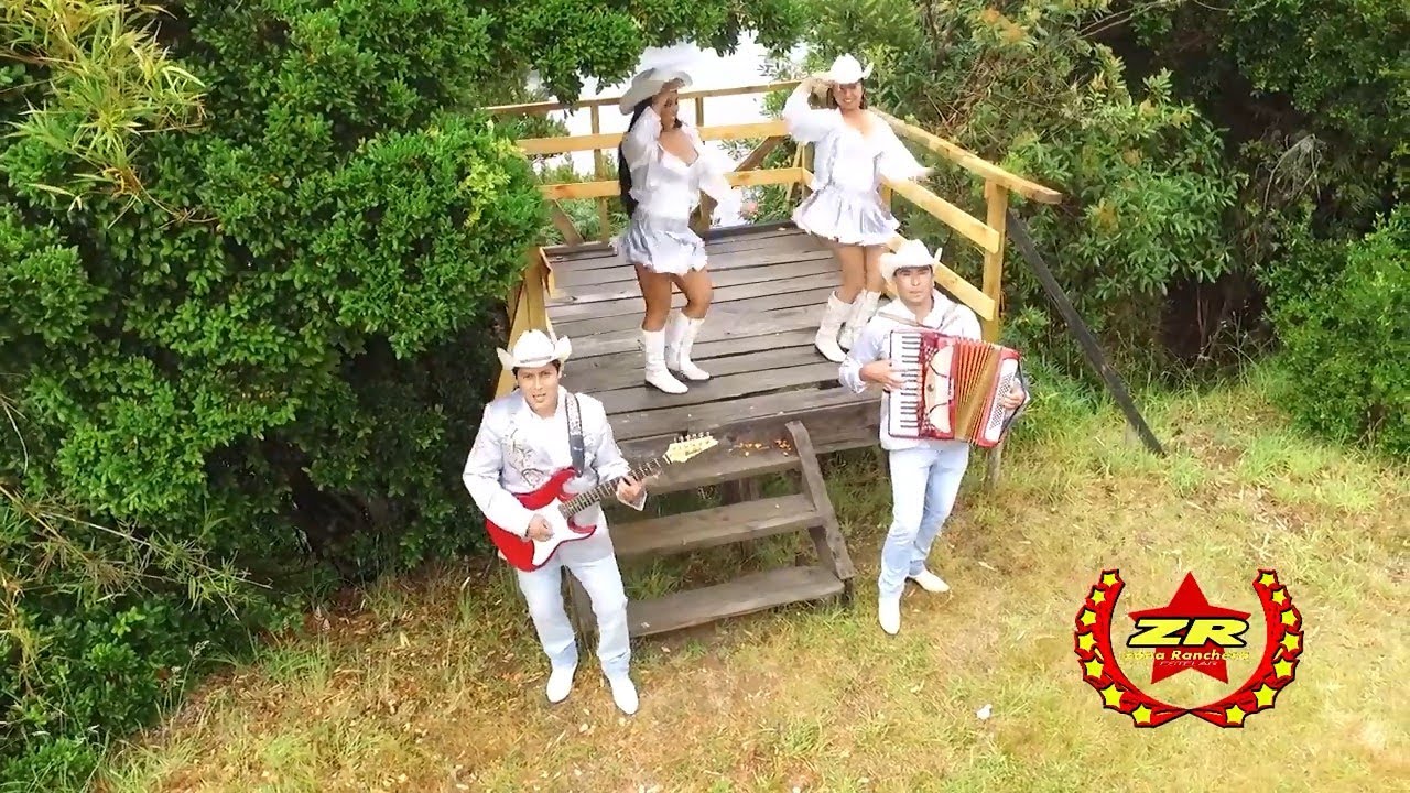 Los Cumbieros - Piquetes de Hormiga / Ojitos Soñadores (Mix) (Oficial Video)