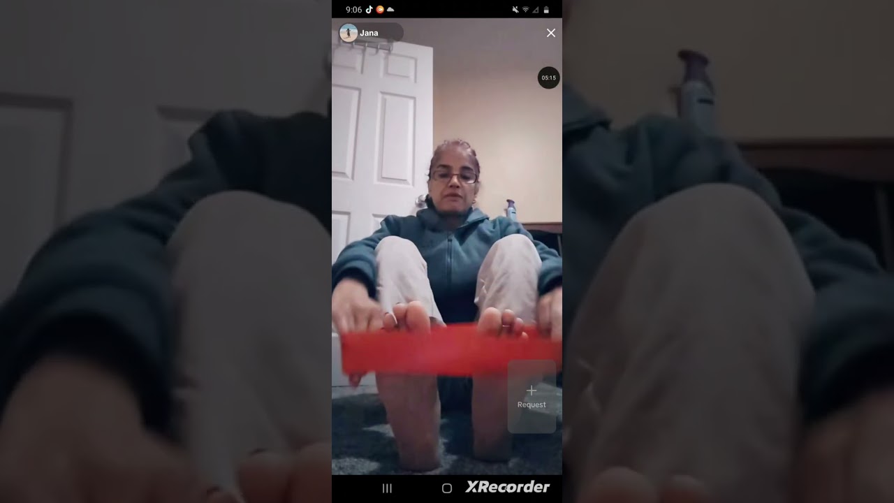 Queeen Jana Stretching Soles, Toes and Legs 😍👣👣🥰😘 