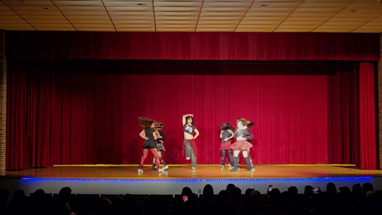 [K-POP IN SCHOOL] LADY GAGA FT BEYONCE - TELEPHONE | Dance Cover bt Nex+
