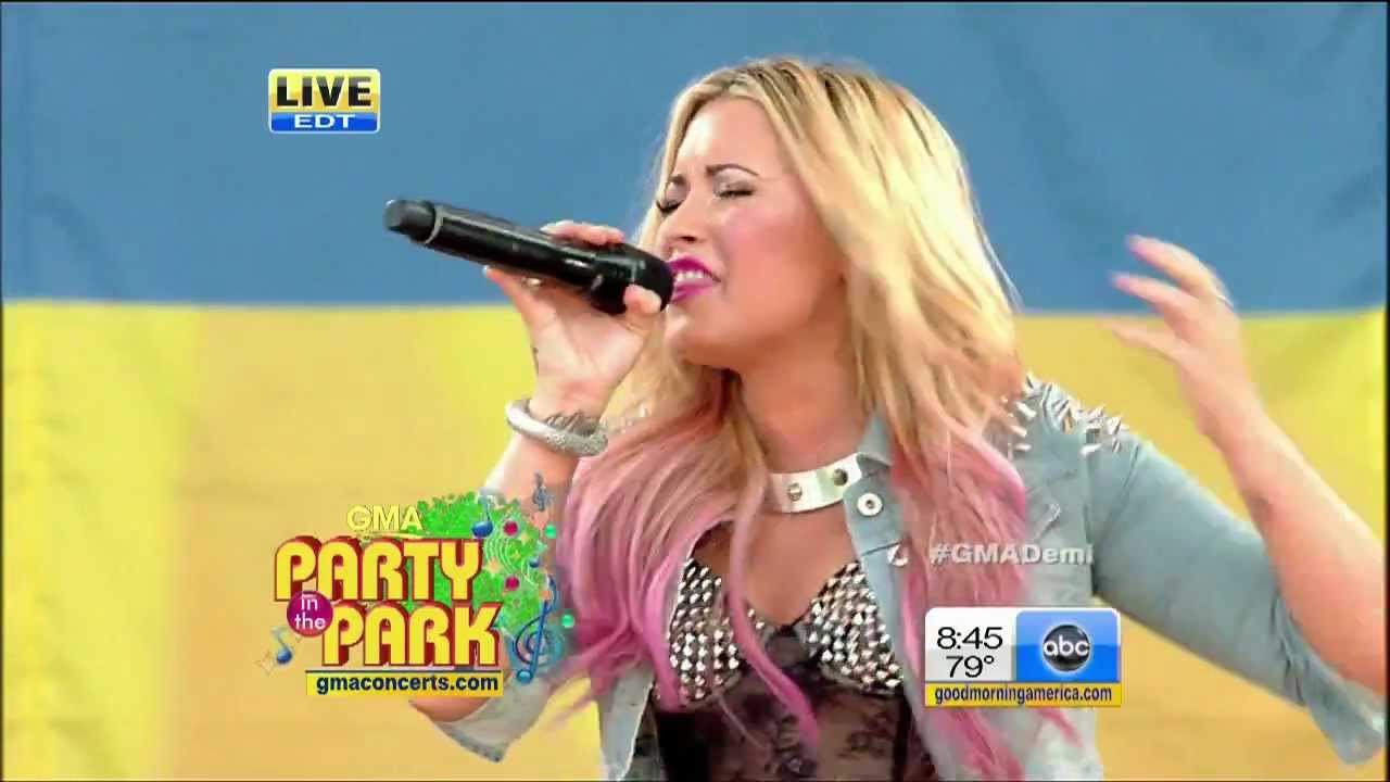 Demi Lovato Performs 