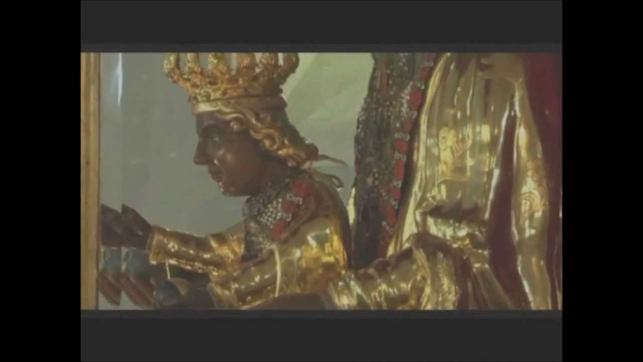 La Madonna Nera  di Viggiano (provincia di Potenza) in Lucania -  Italia