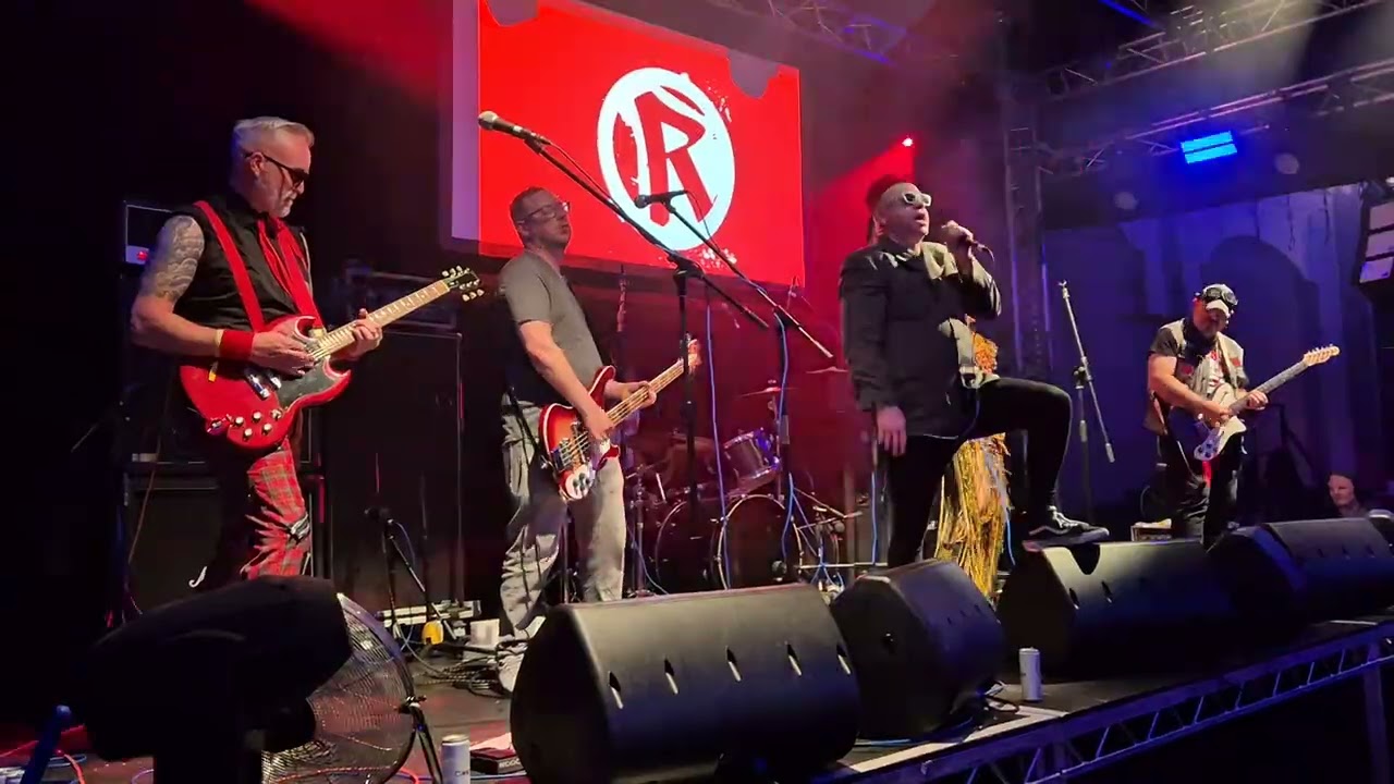 Aoife Destruction at Rebellion Festival, Blackpool on the Arena stage on Fri. 8/8/25.