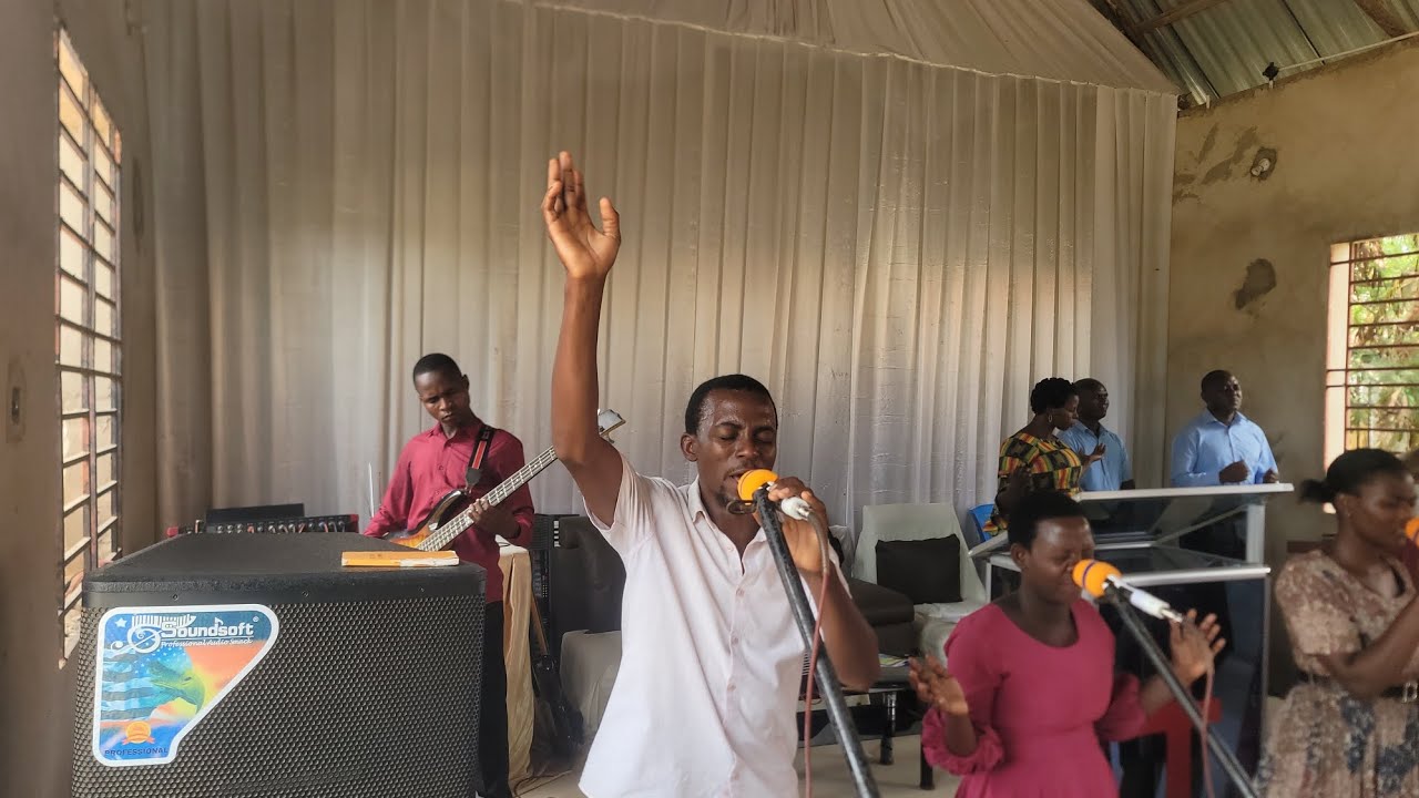 SIFA YENYE UWEPO WA MUNGU SIKILIZA UTABARIKIWA.