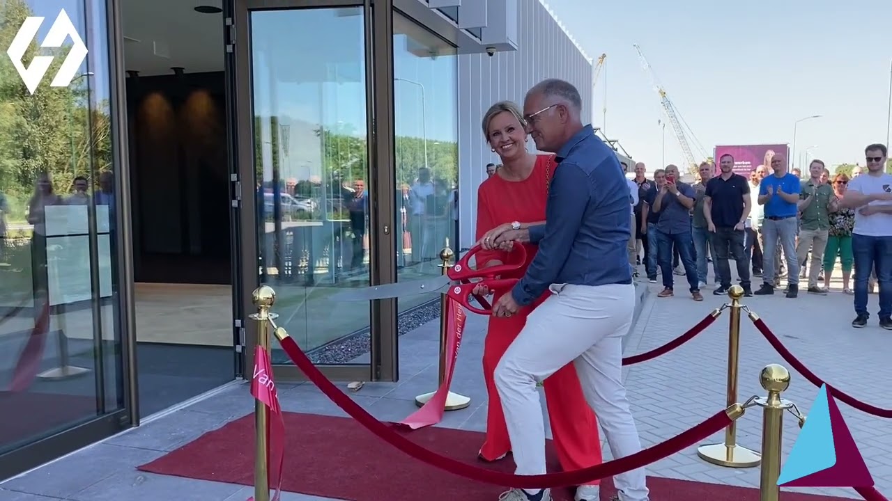 Nieuw bedrijfspand Van Iersel Geveltechniek opgeleverd!