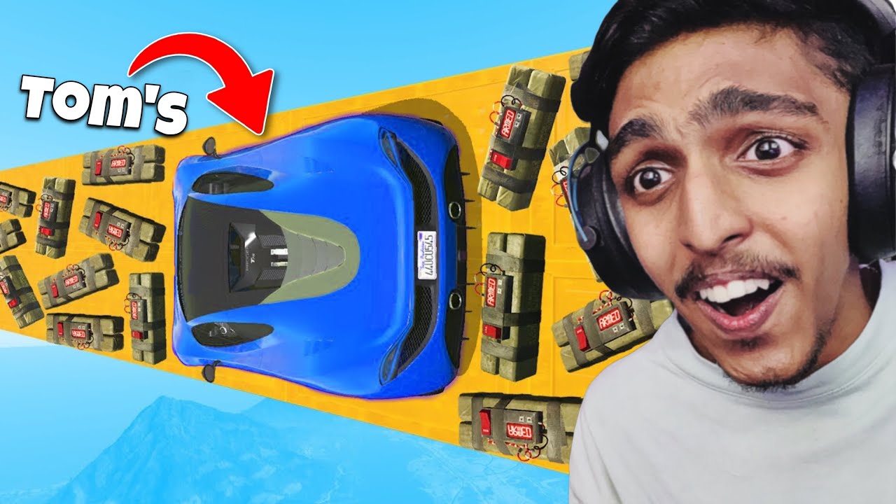 GTA 5 : Trolling Tom's with Sticky Bomb🤣..!!