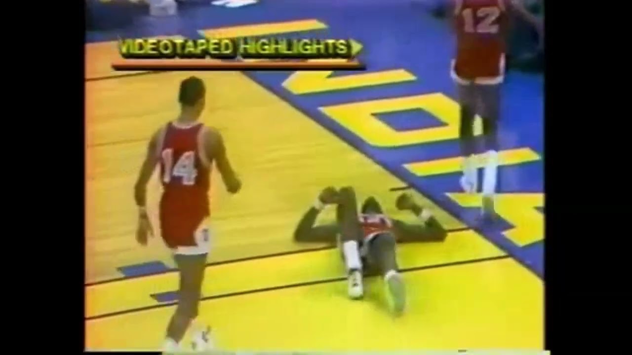 Highlights: 1982 Semi State High School Boys Basketball Game: Roosevelt Panthers vs Evansville Bosse