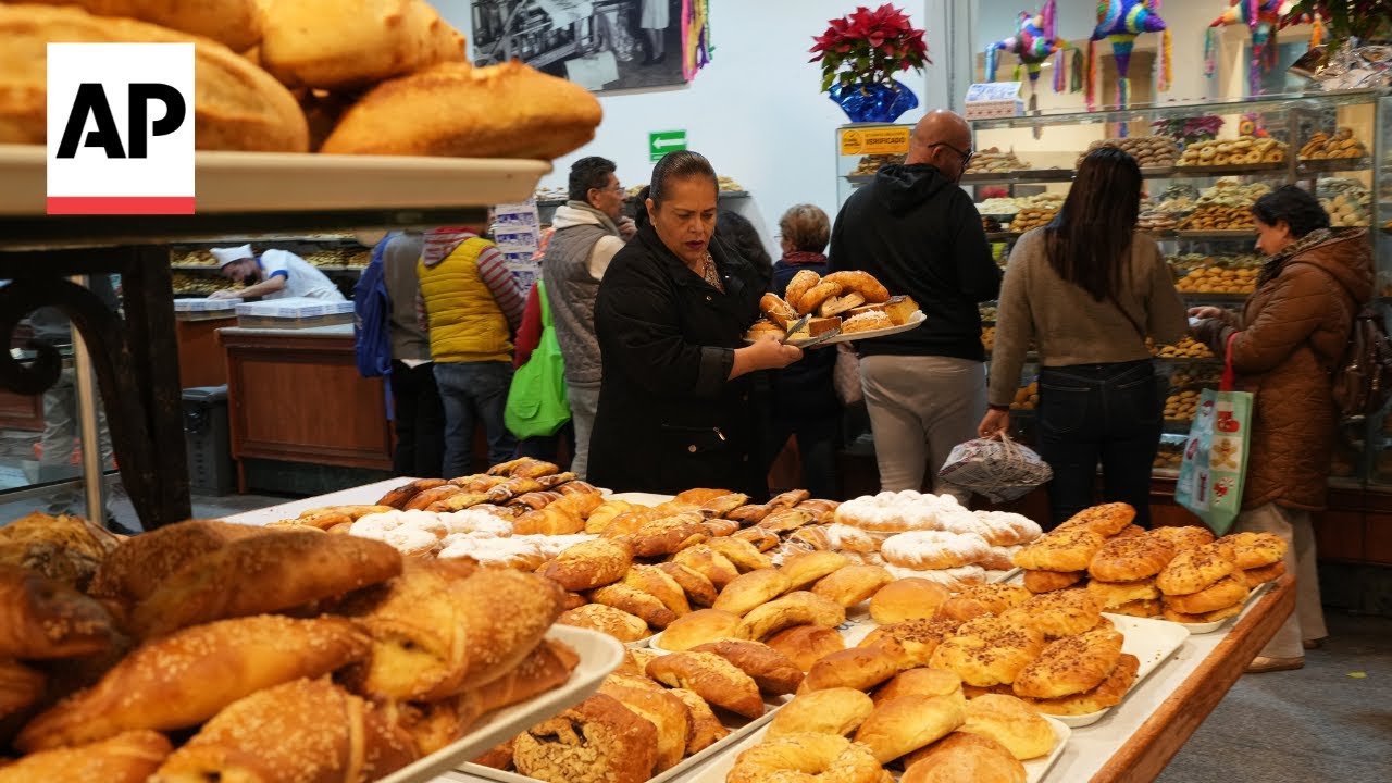 British baker&rsquo;s criticism of 'ugly' Mexican bread triggers online outrage