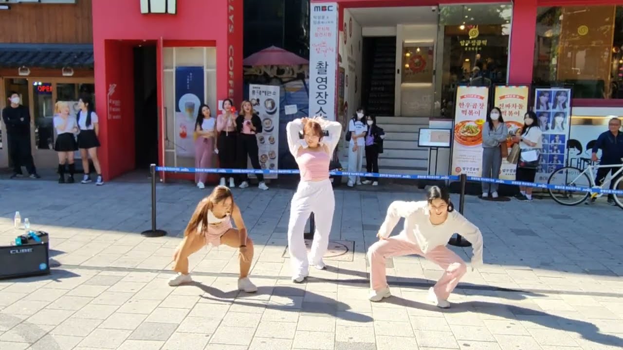 𝙇𝙞𝙫𝙚 20220924 PinkPumpkin#핑크펌킨, HAF#하프, RECO#레코, YuKagawa#유카가와&ShinHwa#강신화 Hongdae#홍대 Busking#버스킹