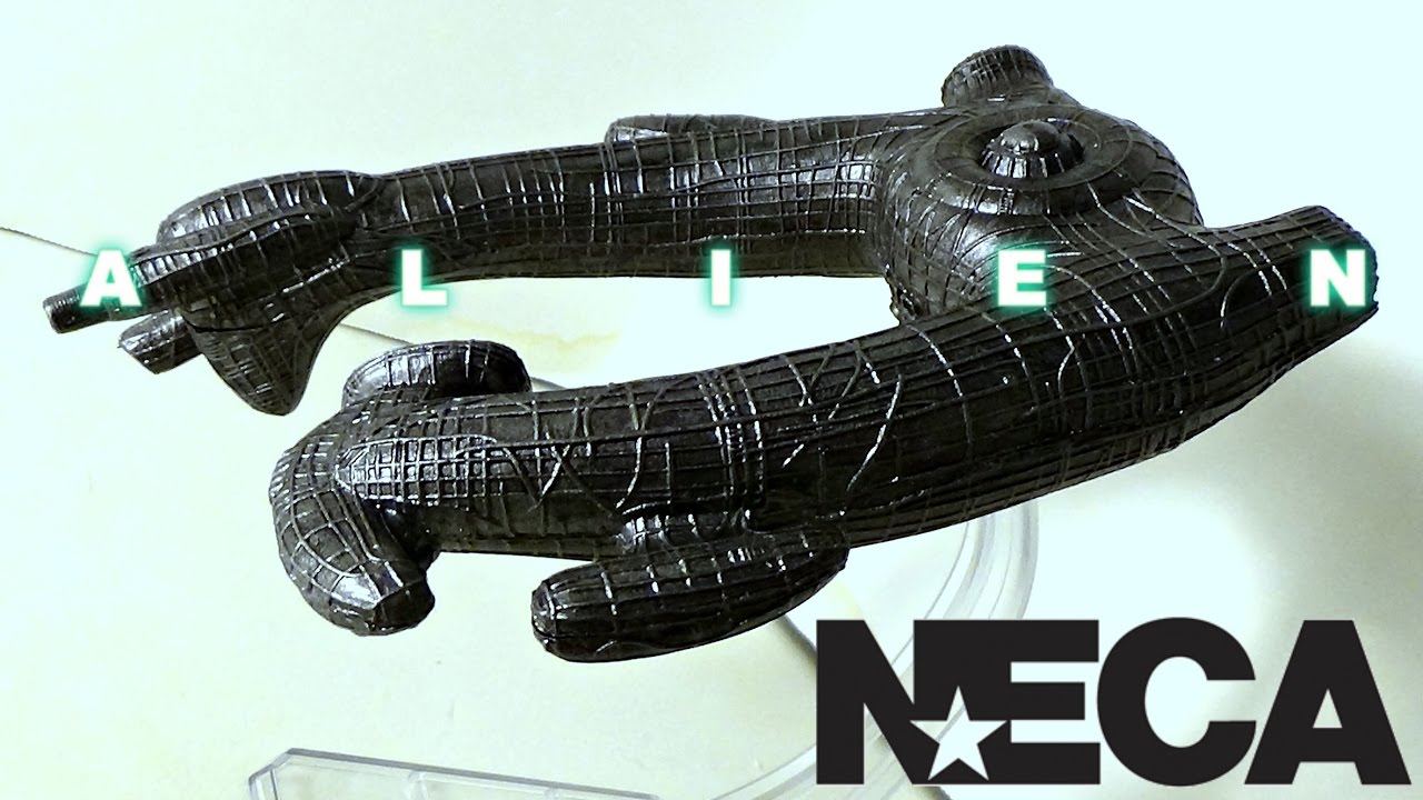 Neca Cinemachines Alien Derelict Ship Figure Review