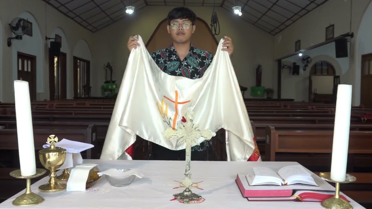 Menyiapkan Peralatan Ekaristi | Tutorial