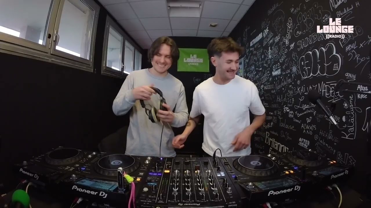 APRYL & POESIC (Dj Set)⎥Le Lounge