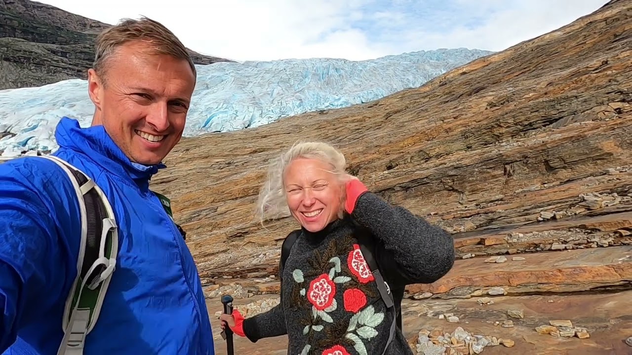 A spectacular hike to Svartisen - the second-largest glacier in Norway