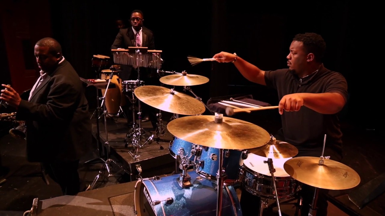 El Abrazo | Alan Baylock | Troy University Jazz Ensemble & La'Roy Bodiford