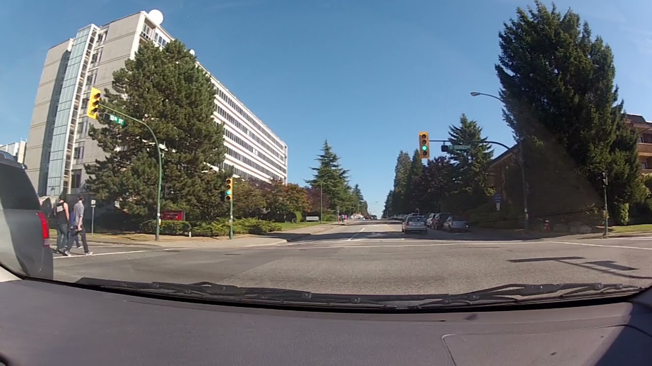 Left Turns with Pedestrians 🚫 (ICBC Test Mistakes at Traffic Lights)