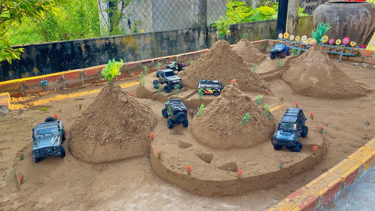 RC car adventure through many mountain obstacle courses,Rc Defender Jeep Bronco Mitsubishi Crawler.
