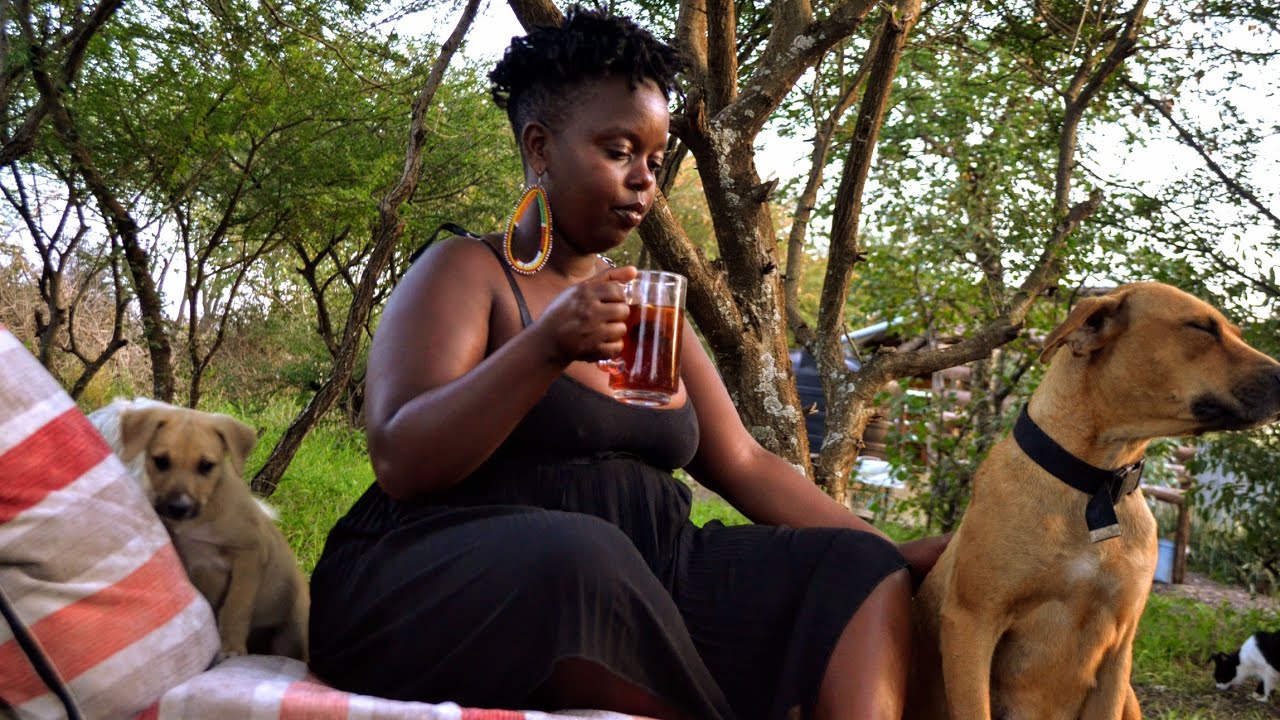 Getting rid of TRASH | Alone and off the grid in the Kenyan Savannah