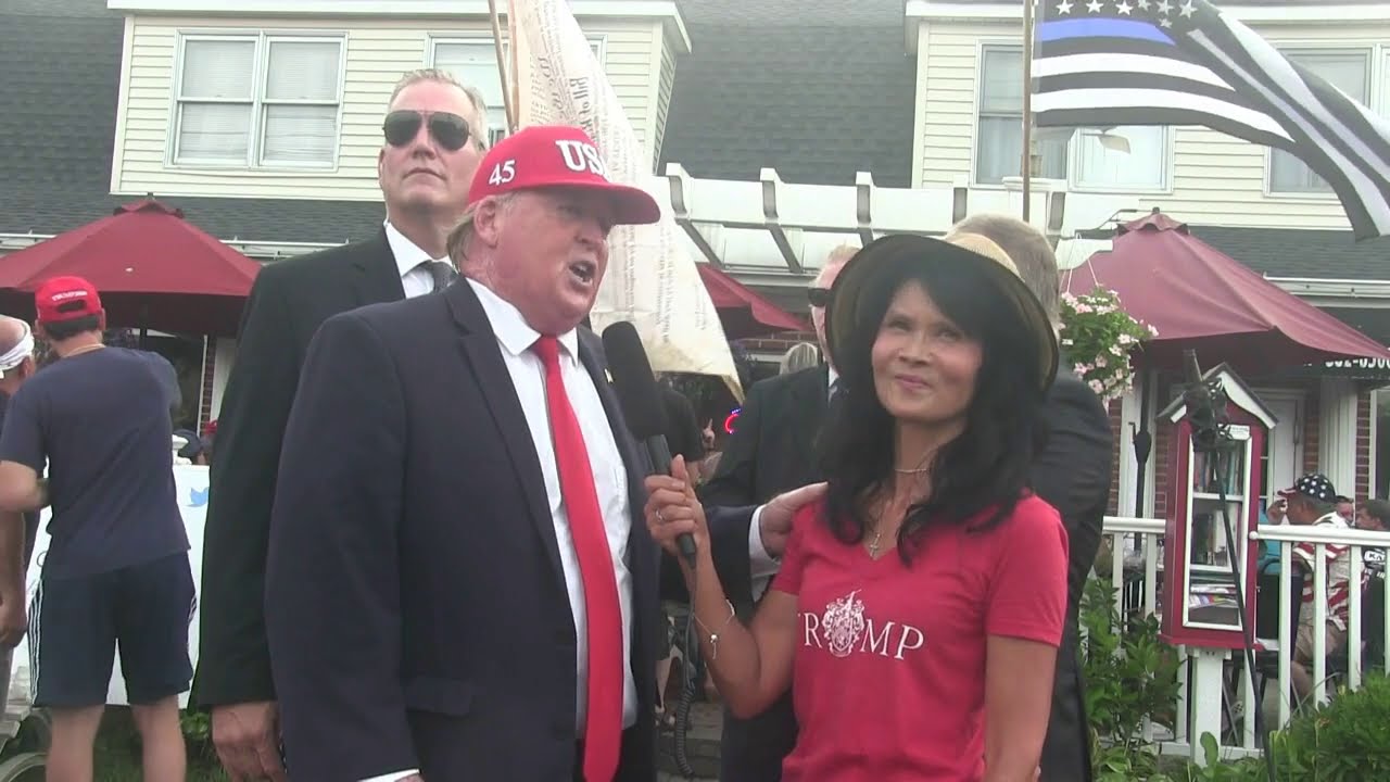 292 - Ep. 2 Patio Pizza Trump Supporters on 