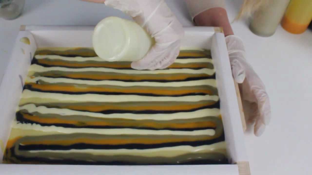 How Make a Peacock Swirl in Cold Process Soap | Bramble Berry