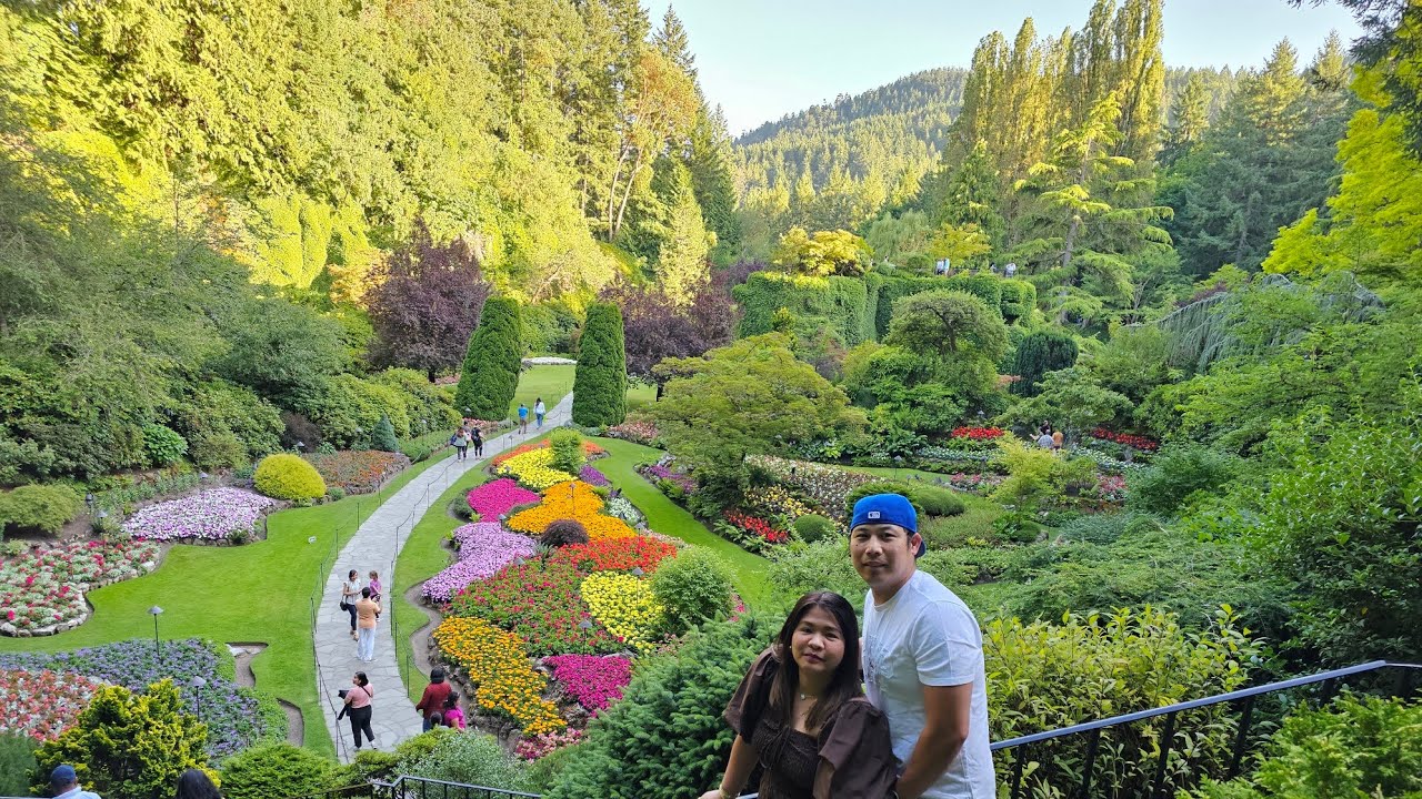 the Butchart Gardens in Victoria BC #victoriabc #vancouverisland #vancouverislandguide